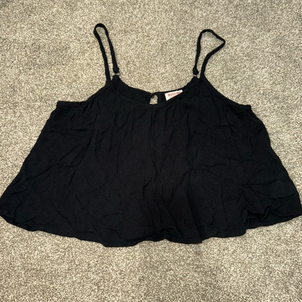 Mossimo Women’s cropped tank top. Size medium